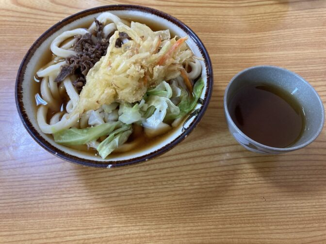 ほり端うどんの肉天ぷらうどん普通盛